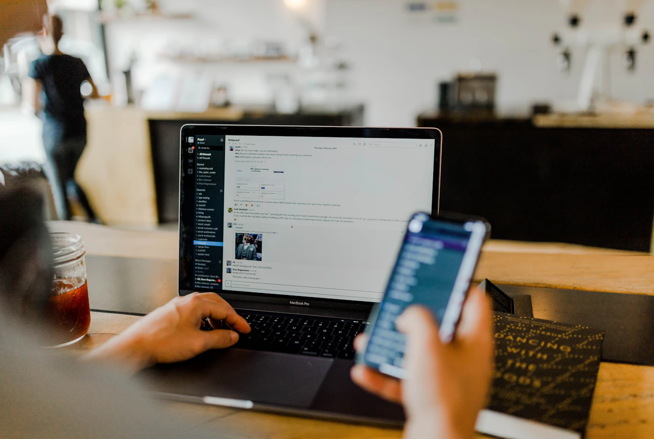 WhatsApp Business API for Lead Gen: Flows, Compliance, and CRM Integrations